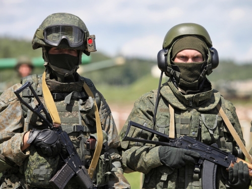 Ruske trupe se povlače s ukrajinske granice