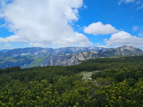 FOTO: Ramci i Solinjani zajedno osvojili Hajdučka vrata na Čvrsnici!