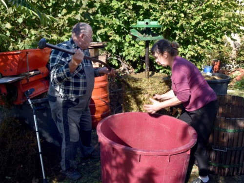 FOTO: Zora i Slavko Bošnjak iz Rame postali pravi vinogradari