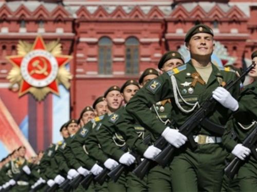 VIDEO: Rusija obilježava Dan pobjede nad fašizmom: Više od 140.000 vojnika na paradi