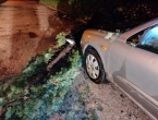 Olujno nevrijeme u Mostaru: Stabla pala na vozila