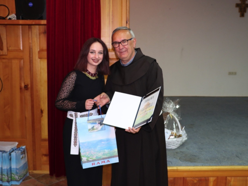 FOTO: Na Šćitu održana 5. kulturno-vjerska baština Hrvata BiH pod geslom ''Vratimo nadu zavičaju''