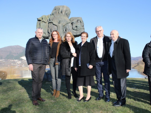 FOTO: Ivan i Lucija Radić proslavili 50 godina braka