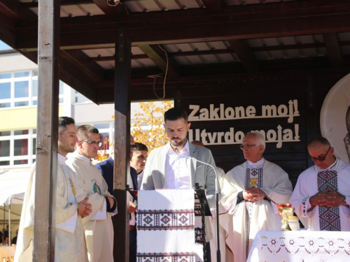 FOTO: Mlada misa vlč. Josipa Dedića u župi Prozor