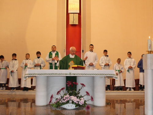 FOTO: Primanje novih članova u Društvo Prijatelja Maloga Isusa