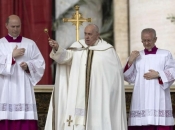 Papa Franjo u poruci 'Urbi et Orbi' pozvao na primirje u Gazi i oslobađanje talaca