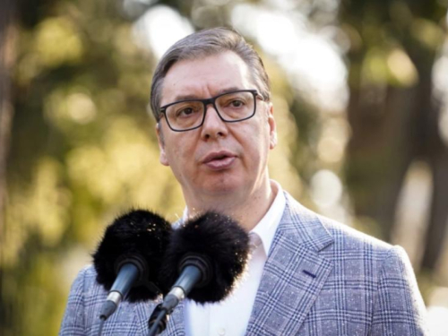 Vučić uoči prosvjeda: U Njemačkoj i Francuskoj bi radili pendreci, mi u četiri mjeseca pendrek nismo