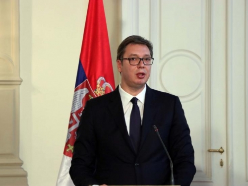 Vučić kaže da se Srbiju ne može uvući u proslavu "Oluje"