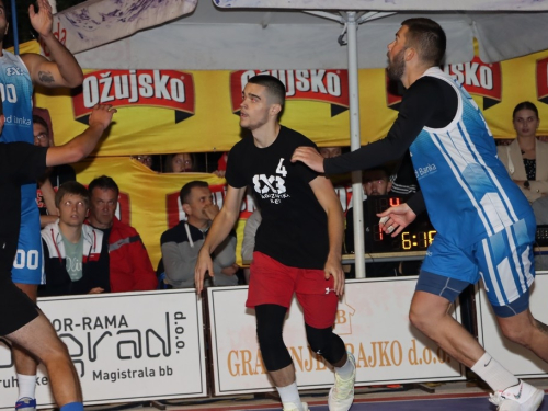 FOTO: Ekipa ''Ba.Riba'' pobjednik 20. Streetball Rama 2022.