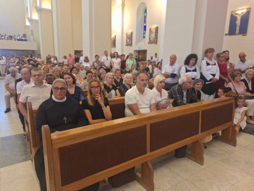 FOTO: Šćitski vikar fra Tomislav Vidović proslavio mladu misu
