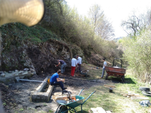 FOTO: Mala oaza u Dobroši nastala zahvaljujući Dobrošanima i koroni