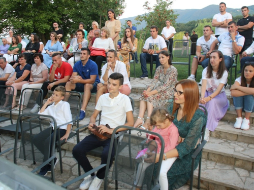 FOTO: Promocija knjige dr. sc. Šimuna Novakovića i druga večer trodnevnice na Šćitu