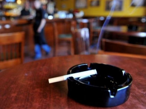 U FBiH predložen zakon o potpunoj zabrani pušenja u restoranima i zatvorenim objektima