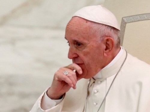 Papa molio za žrtve napada u Libiji