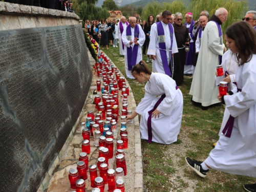 FOTO/VIDEO: Dan sjećanja na ramske žrtve