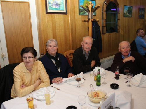 FOTO: Završen Prsten, ekipa Baketarići osvojila turnir