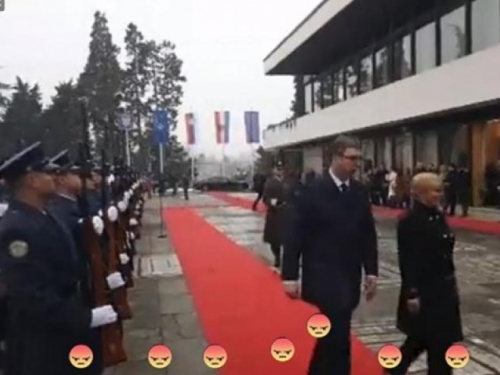 Vučić stigao na Pantovčak