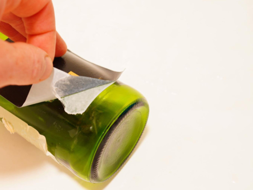 Uklonite naljepnice u 30 sekundi, bez muke i ljepljivih tragova