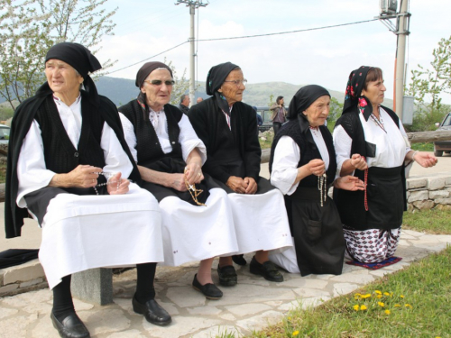 FOTO: Rumbočka fešta na Zahumu, proslavljen sv. Josip Radnik