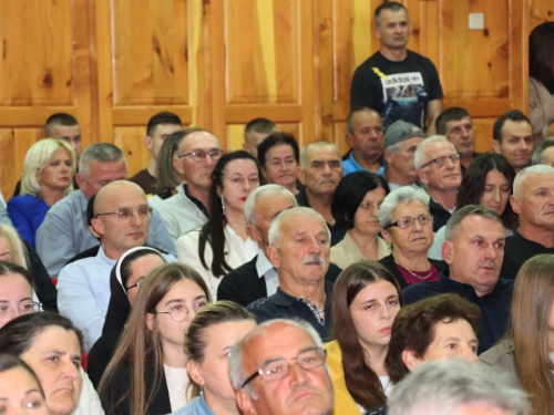 FOTO: Roman Leljak održao predavanje na Šćitu