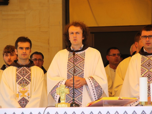 FOTO: Proslava Velike Gospe i Mlade mise fra Ivana Tučića u župi Rama-Šćit