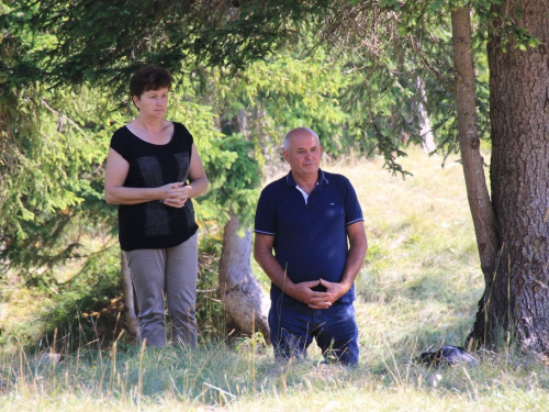 FOTO: Na Vran planini služena misa za poginule duvandžije