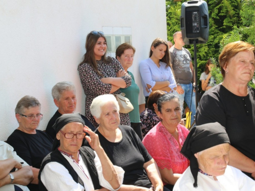 FOTO: Mlada misa fra Franje Barabana u Rumbocima