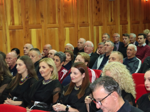 Šćit: Tihomir Dujmović na tribini o hrvatskim povijesnim istinama