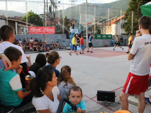 FOTO: Ekipa ''ALF Market'' osvojila Streetball za juniore