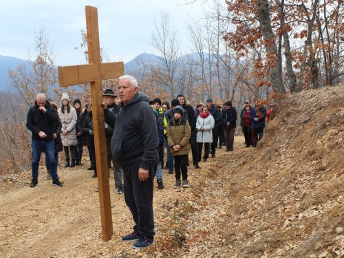 FOTO: Put križa u župi Uzdol