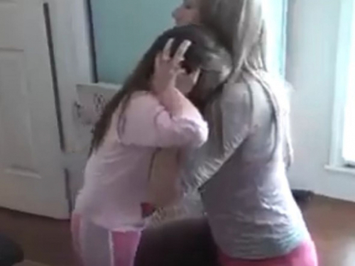 Ovako većina djece s autizmom reagira na zvuk petarde