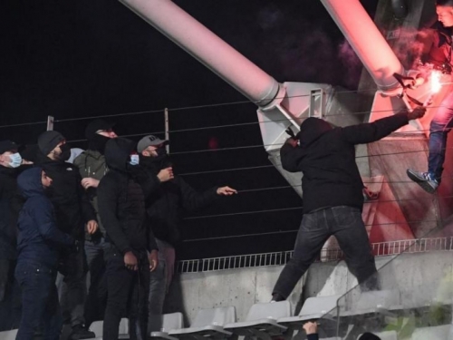 Opet huligani prekinuli utakmicu u Francuskoj