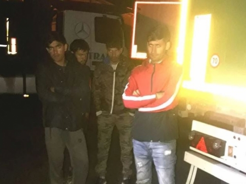 Migranti ušli u kamion Bosanca dok je spavao, hrvatska carina ga dobro kaznila