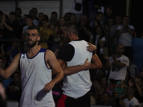 FOTO: Tim ''GOLD UNIST'' iz Splita pobjednik 21. Streetball Rama - Davor Ivančić Dačo