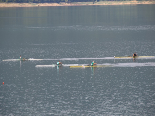 FOTO: Na Ramskom jezeru održana 3. veslačka regata