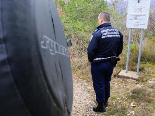 Borba BiH s migrantskom krizom - Jedan graničar na 15,5 kilometara granice