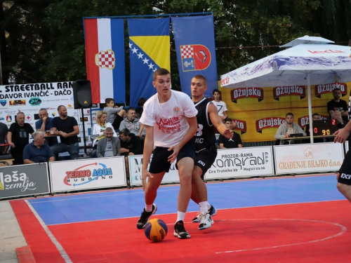 FOTO: Druga večer Streetball turnira u Prozoru