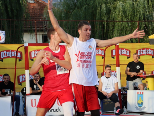 FOTO: Druga večer Streetball turnira u Prozoru