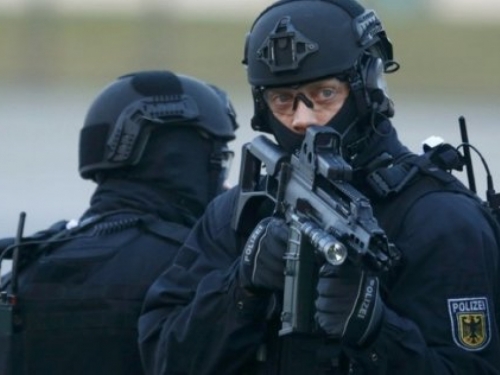 Njemačka policija kod terorista pronašla popis s 5.000 imena za smaknuće