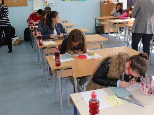 FOTO: U Prozoru održano županijsko natjecanje iz matematike
