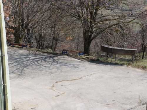 OGLAS: Prodaju se dva stambena prostora od po 200 m² u Rumbocima