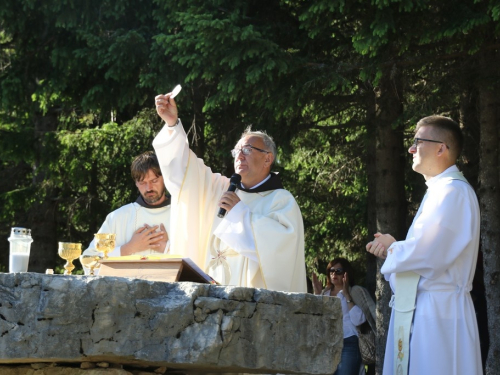 FOTO: Misa Uočnica na Kedžari