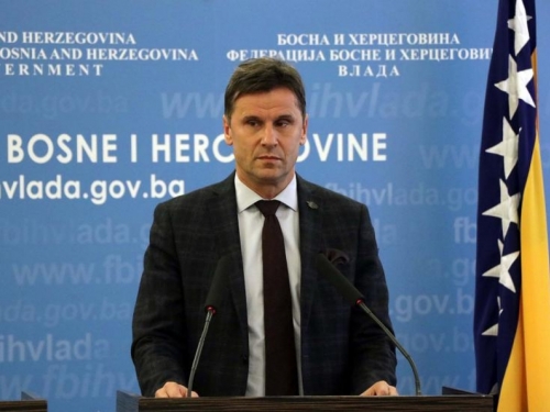 Vlada ne može udovoljiti borcima: Novalić će pozvati snage reda