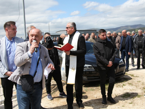 ​FOTO: Na Kupresu otvorena fotonaponska elektrana BAN