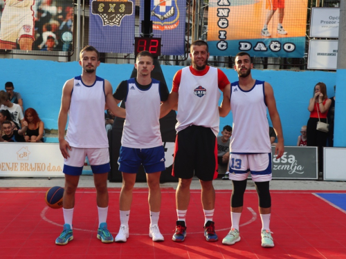 FOTO: Tim ''GOLD UNIST'' iz Splita pobjednik 21. Streetball Rama - Davor Ivančić Dačo