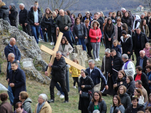 FOTO: Ramski put križa u Podboru