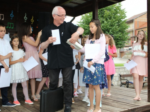 FOTO: U Prozoru održan festival duhovne glazbe ''Djeca pjevaju Isusu''