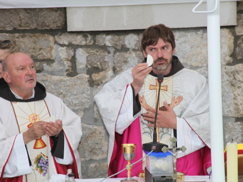 FOTO: Proslava sv. Ante na Zvirnjači
