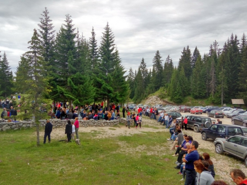 FOTO: Misa Uočnica na Kedžari