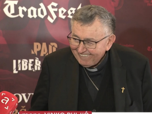 Kardinala Vinka Puljića pitali kako je u BiH: "Puno kuharica, preslan ručak"